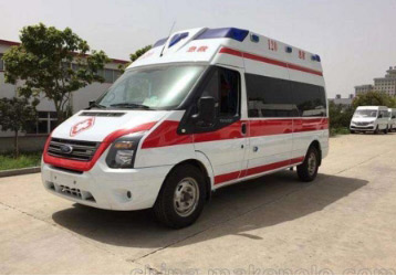 新田县救护车租赁